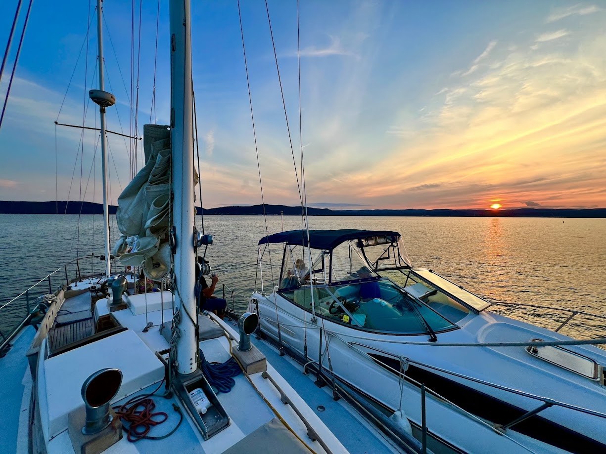 Golden hour on the Hudson River, boats returning at sunset